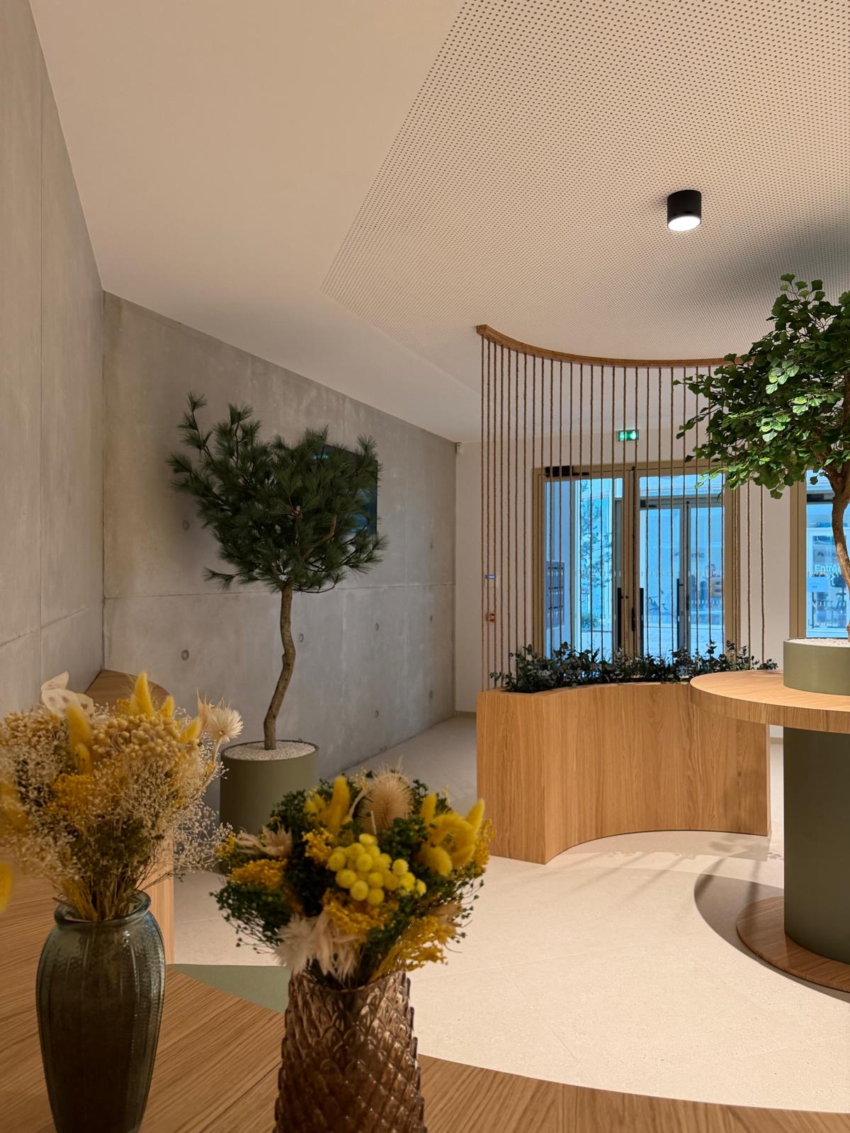 Vinci Facilities Les Cimes hall Gimmic 8